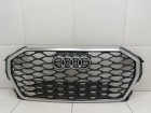 Audi Q3 с 2018г Решетка радиатора