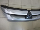 Mitsubishi L200 5 KK KL 2015-2023 Решетка радиатора